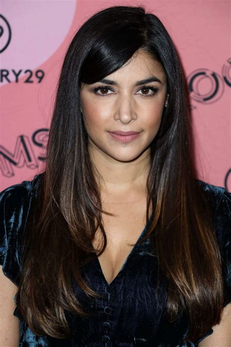 Hannah Simone